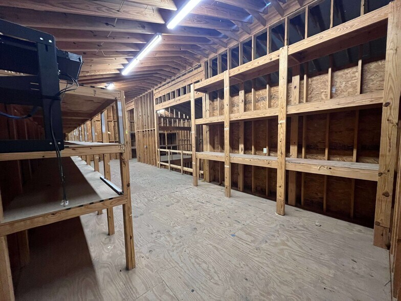 More Photos Of 1715 Northpark Dr, Kingwood Storefront For Lease