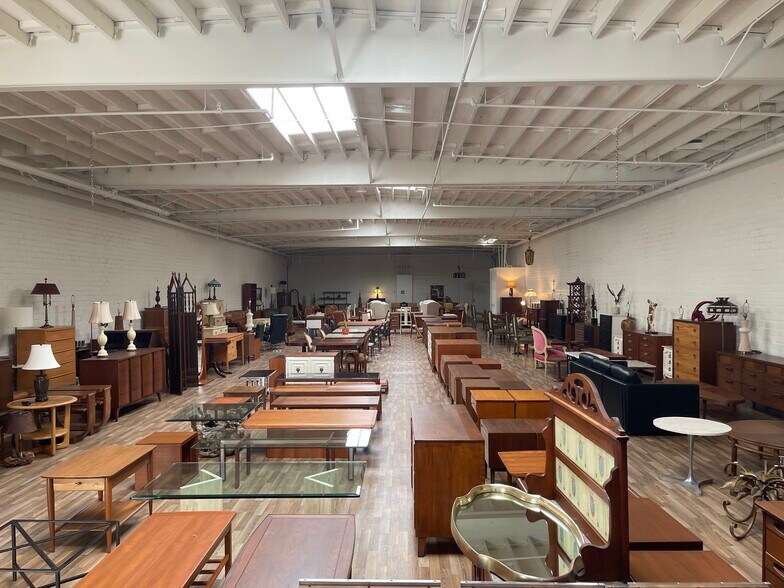 More Photos Of 3414 E Union Pacific Ave, Los Angeles Manufacturing For Sale