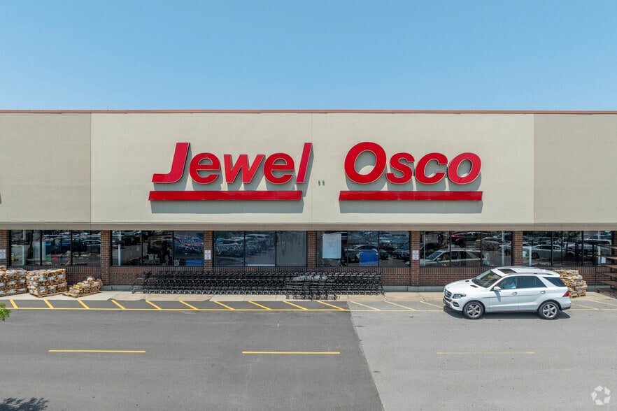 More Photos Of 20 Biesterfield Rd, Elk Grove Village Freestanding For Lease