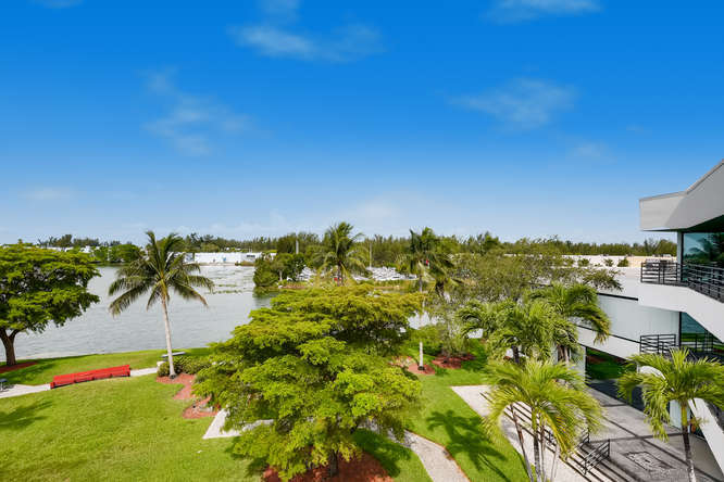 More Photos Of 1800 NW 89th Pl, Miami Refrigeration Cold Storage For Sale