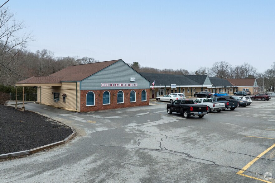 More Photos Of 40-82 N Main St, Pascoag Unknown For Lease