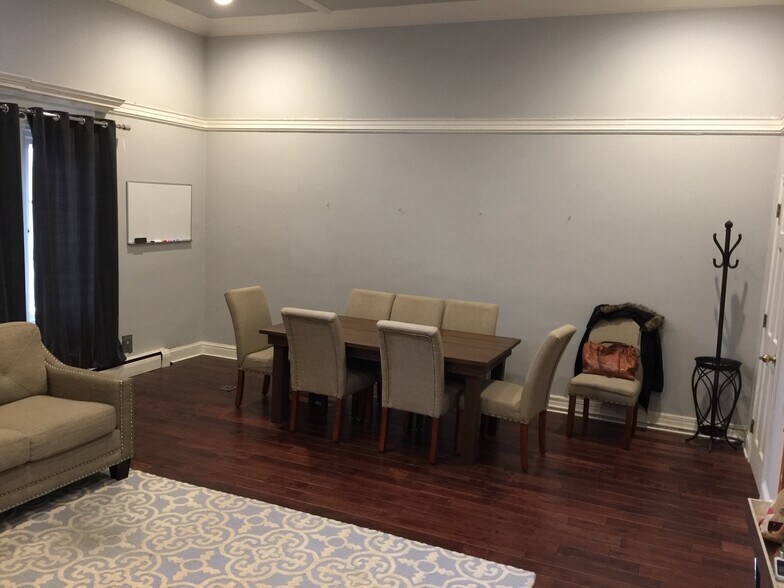 More Photos Of 110 S 20th St, Philadelphia Office For Sale