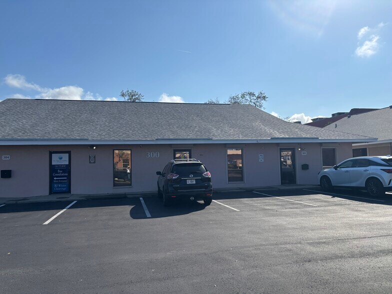 More Photos Of 6220 Manatee Ave W, Bradenton Medical For Sale