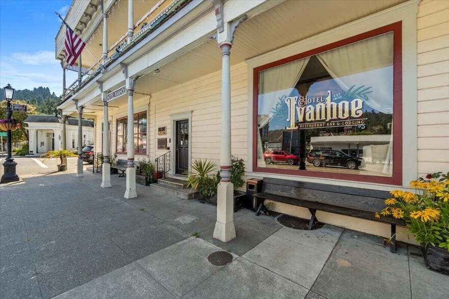More Photos Of 315 Main St, Ferndale Hotel For Sale