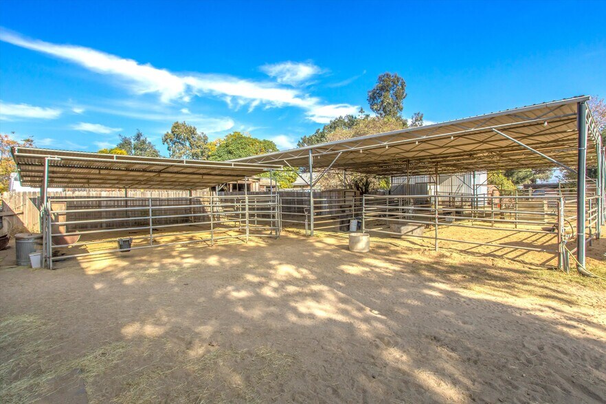 More Photos Of 11138 Laurel Ave, Bloomington Land For Sale