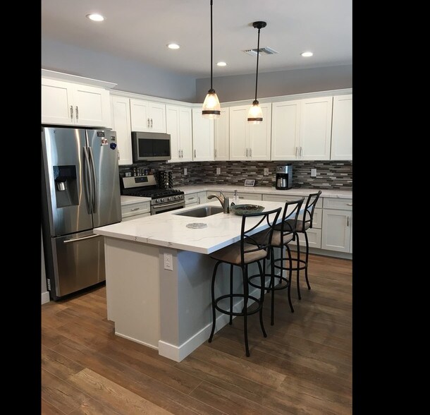 More Photos Of 207 E Monterey Way, Phoenix Office Residential For Sale