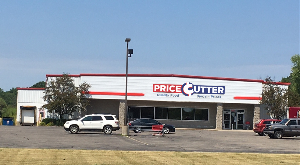 Primary Photo Of 14301 White Creek Ave NE, Cedar Springs Freestanding For Sale