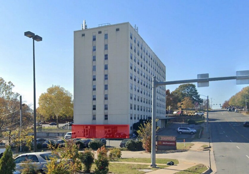 Primary Photo Of 6115 W Markham St, Little Rock Apartments For Lease