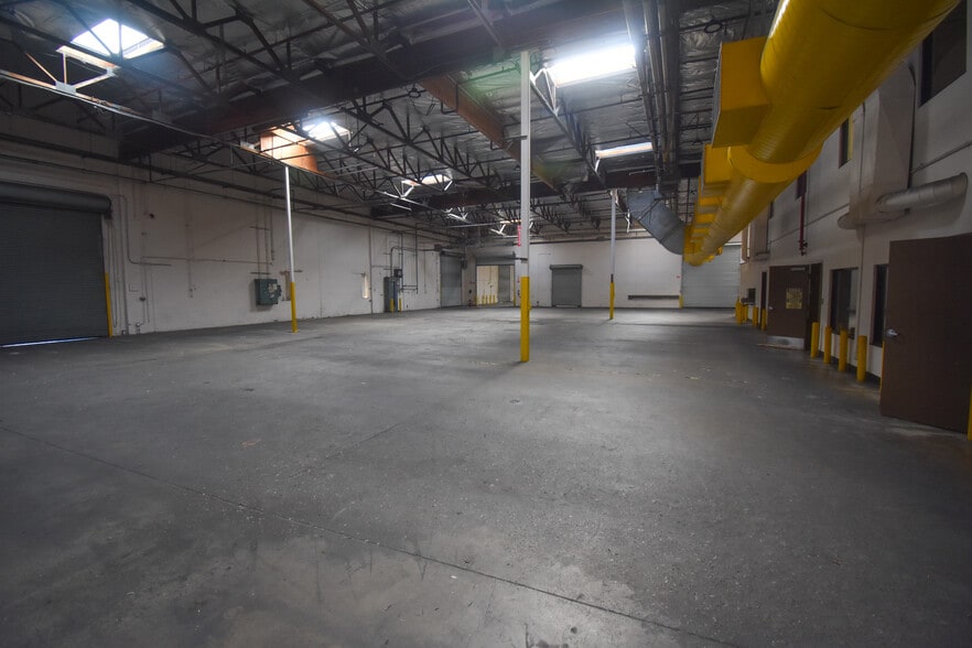 More Photos Of 5780 Soestern Ct, Chino Manufacturing For Lease