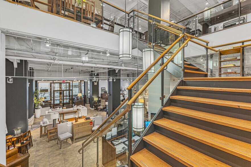 More Photos Of , New York Office For Sale
