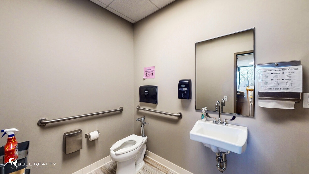 More Photos Of 6 Concourse Pky, Atlanta Office For Lease