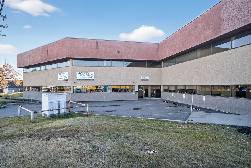 More Photos Of 14601 134 Av NW, Edmonton Light Distribution For Lease