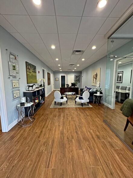 More Photos Of 255 Professional Way, Wellington Office For Lease