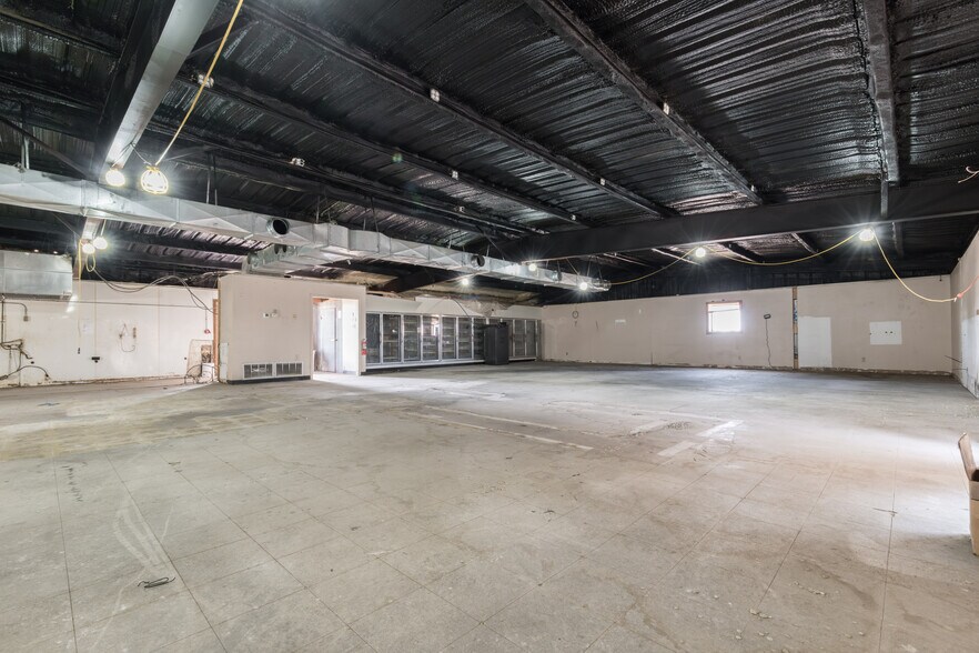 More Photos Of 8794 HWY 83, Briscoe General Retail For Sale