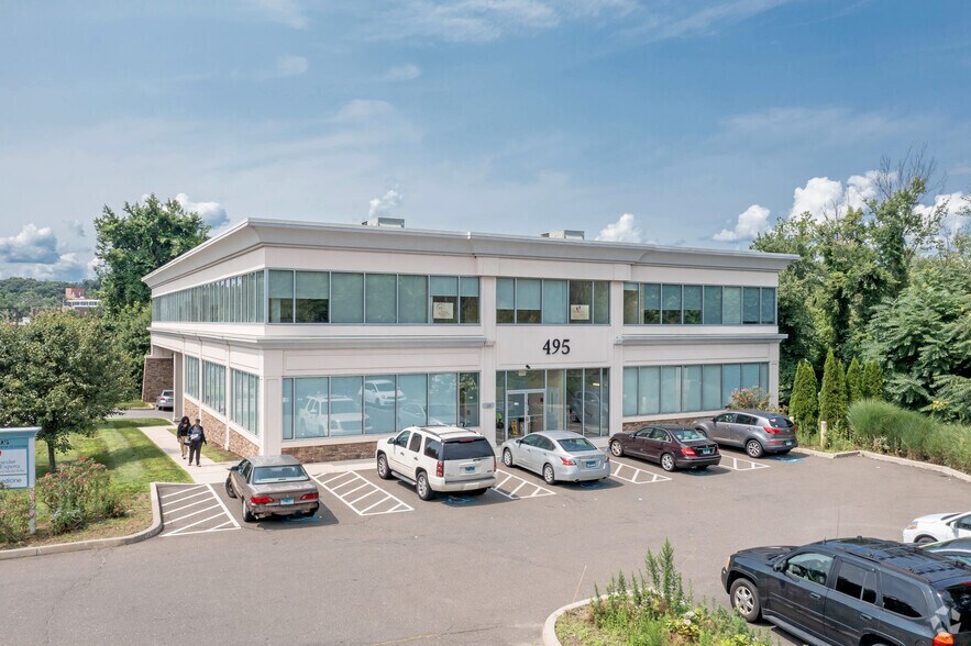 Primary Photo Of 495 Hawley Ln, Stratford Medical For Lease