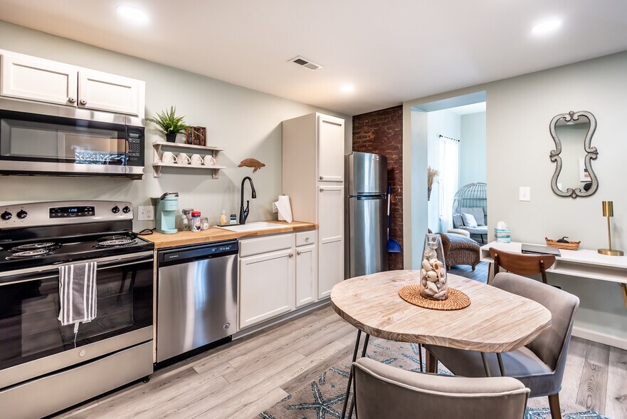 More Photos Of 320 N Mechanic St, Lebanon Multifamily For Sale