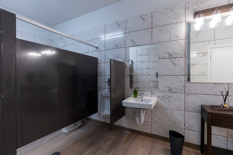 More Photos Of 6815 Shiloh Unity Rd, Lancaster Specialty For Sale