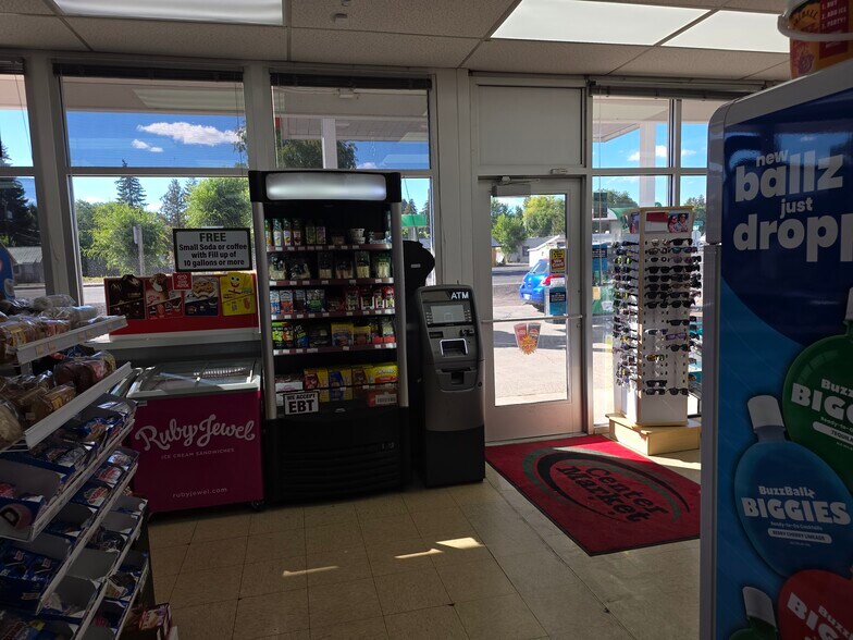 More Photos Of 103 US-20, Hines General Retail For Sale