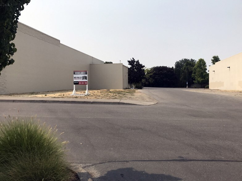 More Photos Of 2839 Lancaster Dr NE, Salem Land For Sale