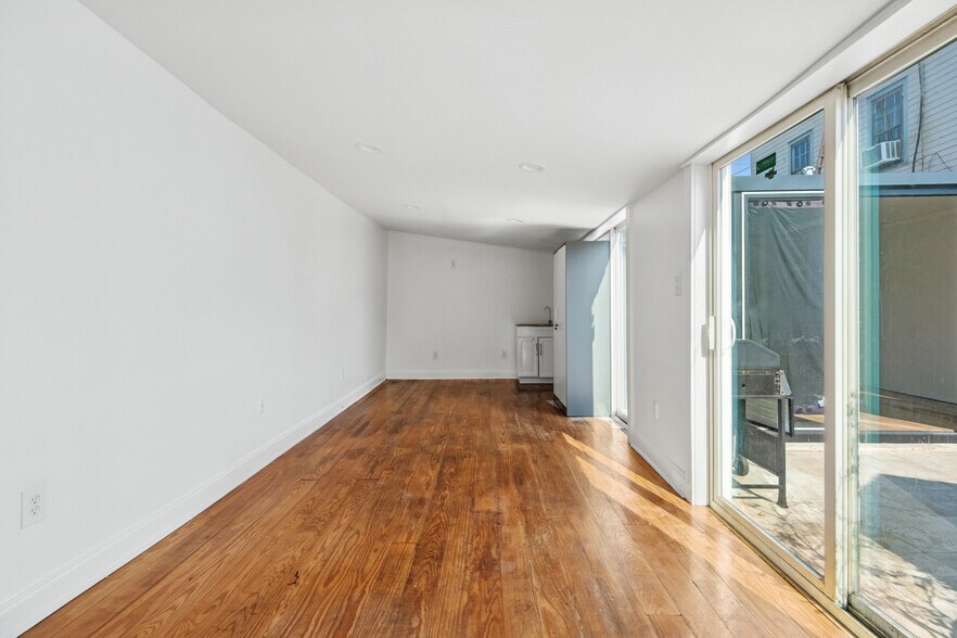 More Photos Of 4505-4507 Magazine St, New Orleans Freestanding For Lease