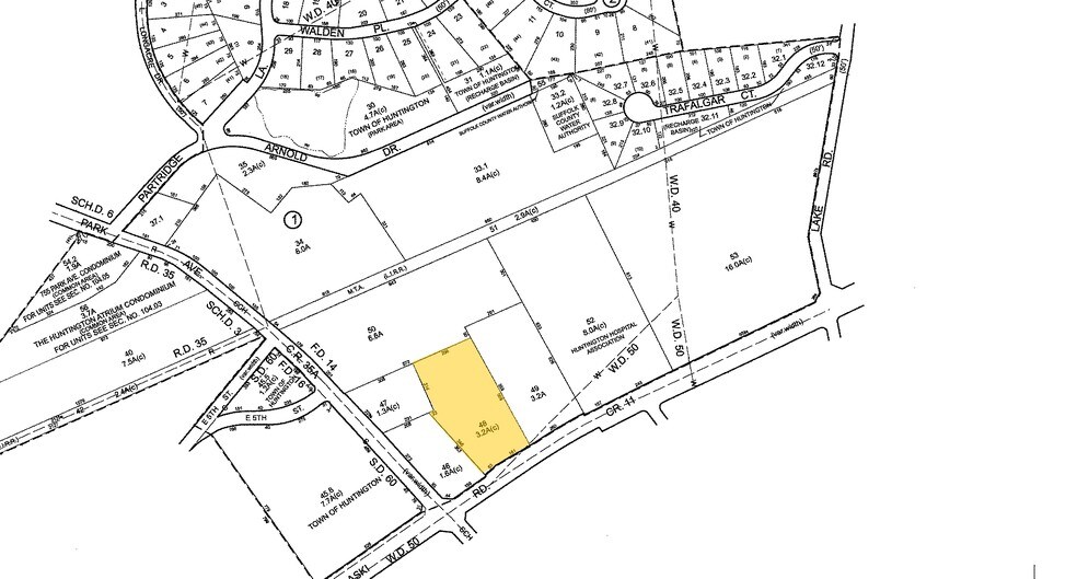 More Photos Of 266 Pulaski Rd, Greenlawn Light Manufacturing For Lease