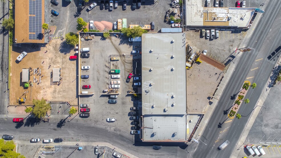 More Photos Of 2101 Fremont St, Las Vegas Warehouse For Lease