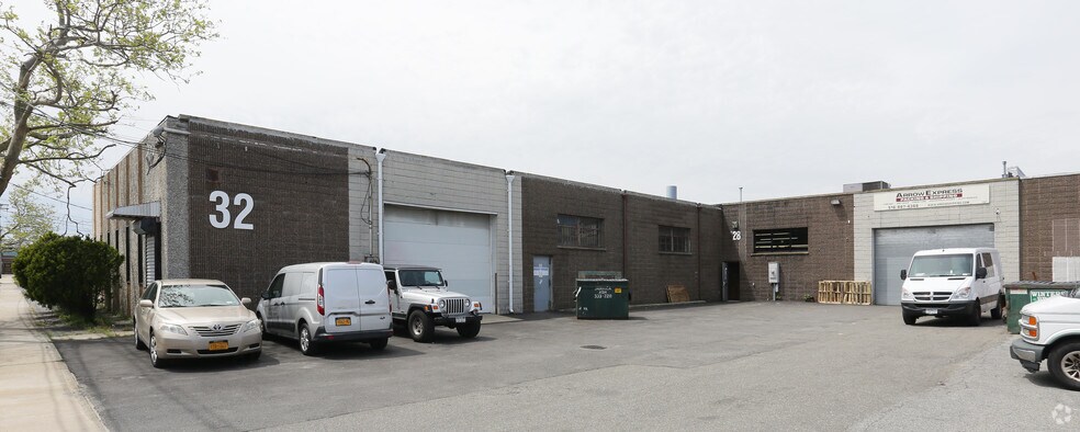 Primary Photo Of 26-32 Saint Johns Pl, Freeport Service For Lease