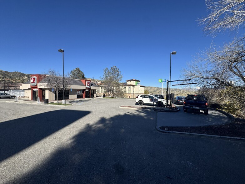 More Photos Of 73 Frazier Mountain Park Rd, Lebec Fast Food For Lease