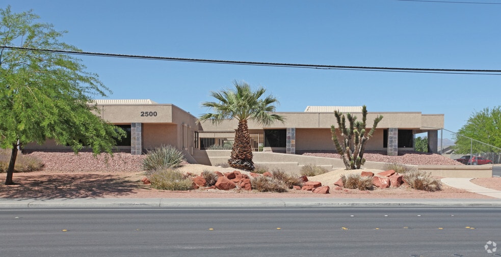 More Photos Of 2500 W Washington Ave, Las Vegas Office For Lease