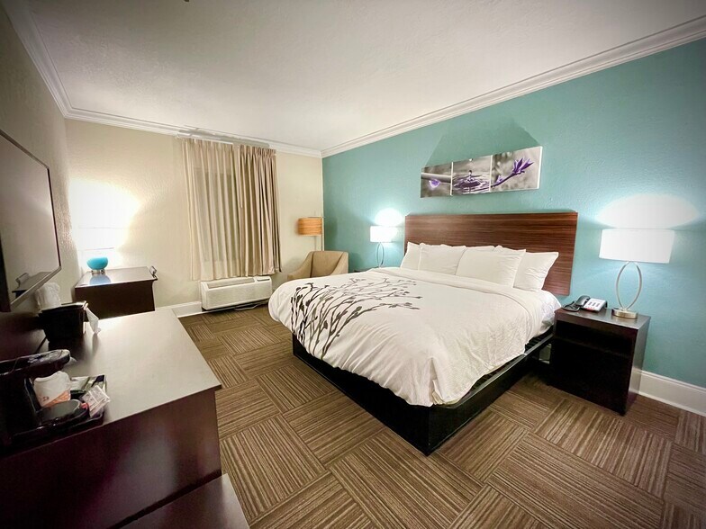 More Photos Of 4577 E Highway 20, Niceville Hotel For Sale