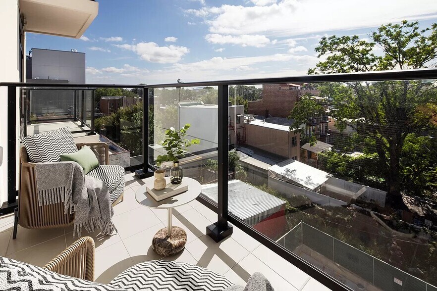 More Photos Of 10312 Northern Blvd, Flushing Apartments For Sale