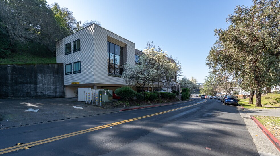 More Photos Of 24 Professional Center Pky, San Rafael Medical For Sale