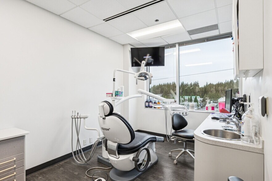 More Photos Of 14205 SE 36th St, Bellevue Office Residential For Sale