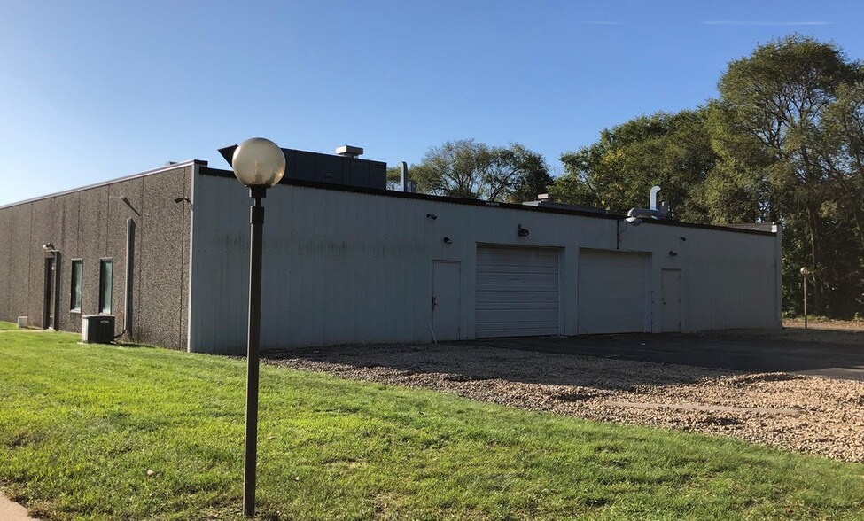 More Photos Of 2104 International Ln, Madison Light Distribution For Lease
