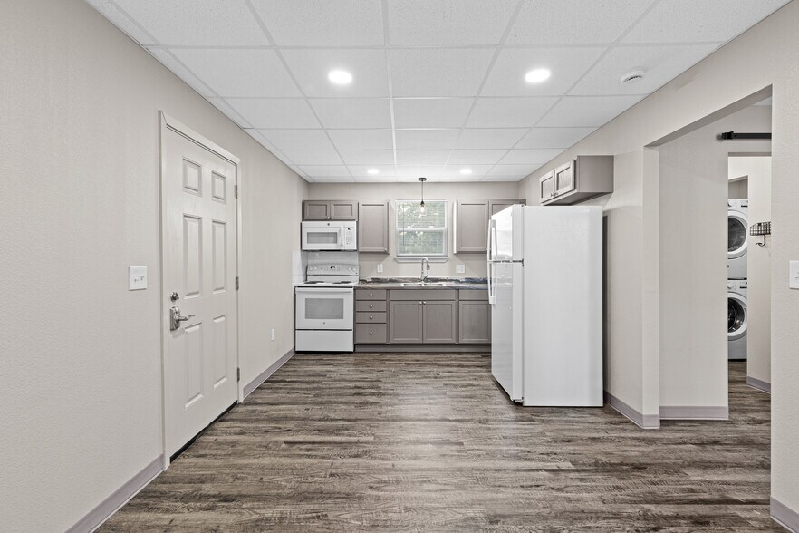 More Photos Of 6076 FM 1650, Gilmer Multifamily For Sale