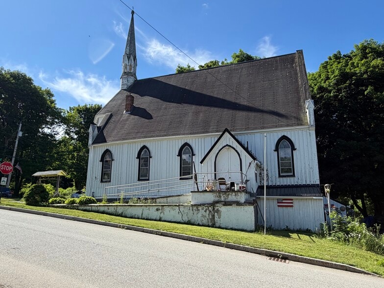 More Photos Of 103 Spring St, Dexter Religious Facility For Sale
