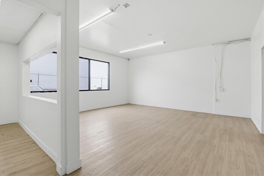 More Photos Of 2345 Via Segundo, San Ysidro Manufacturing For Sale