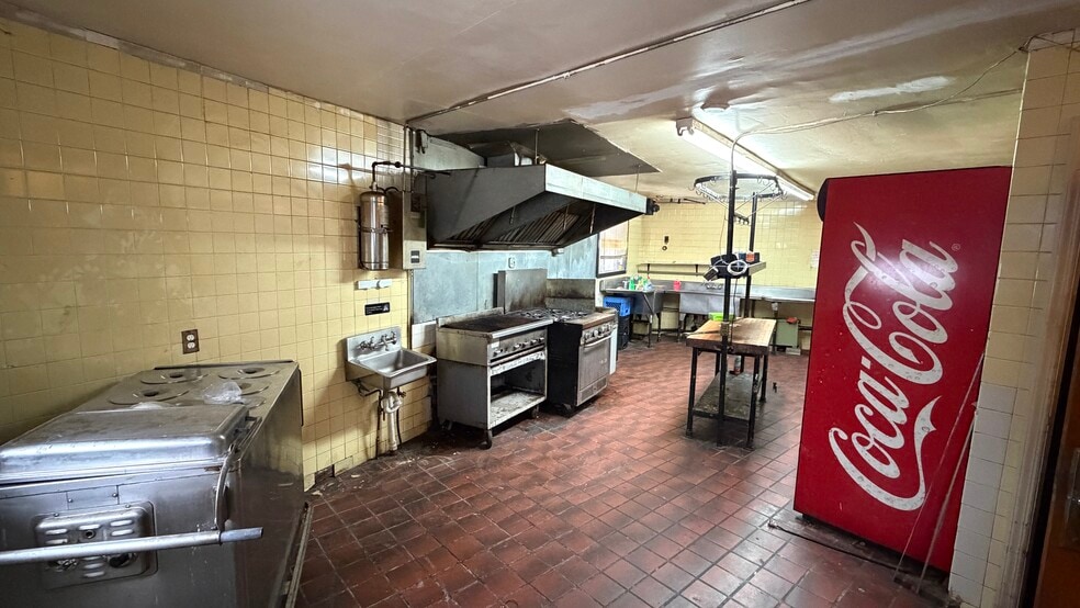 More Photos Of 564 Chili Ave, Rochester Storefront Retail Residential For Sale