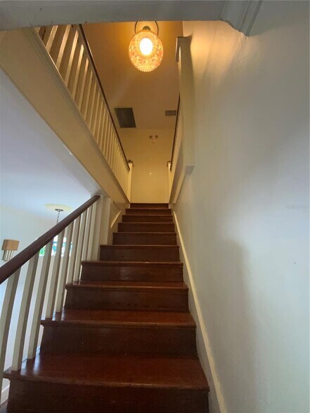 More Photos Of 606 E Oak St, Arcadia Hospitality For Sale