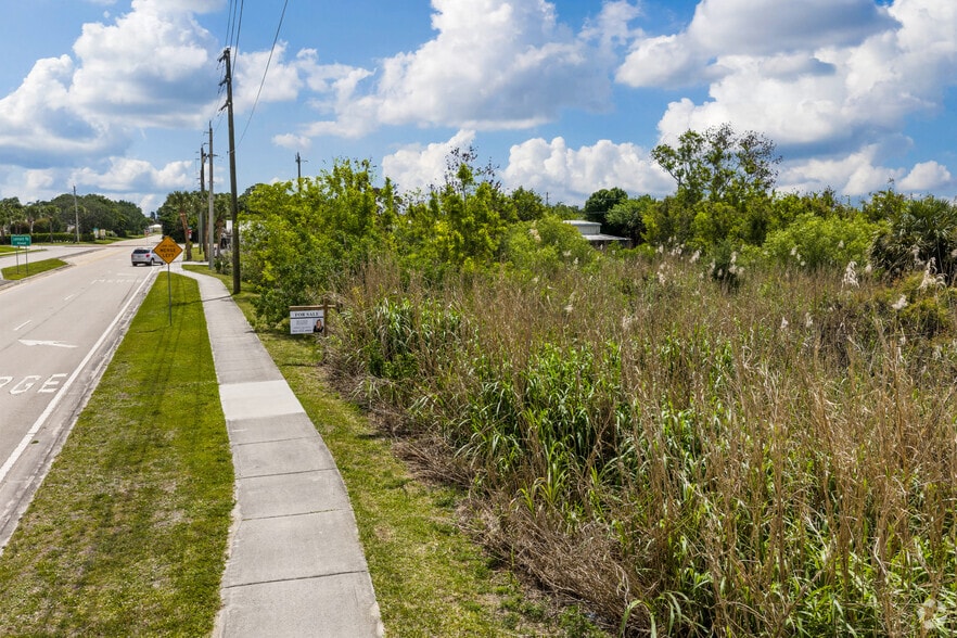 More Photos Of 3775 SE Jennings Rd, Port Saint Lucie Land For Sale