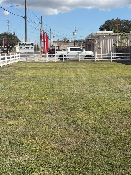 More Photos Of 1706 Clinton Dr, Galena Park Storefront Retail Office For Sale