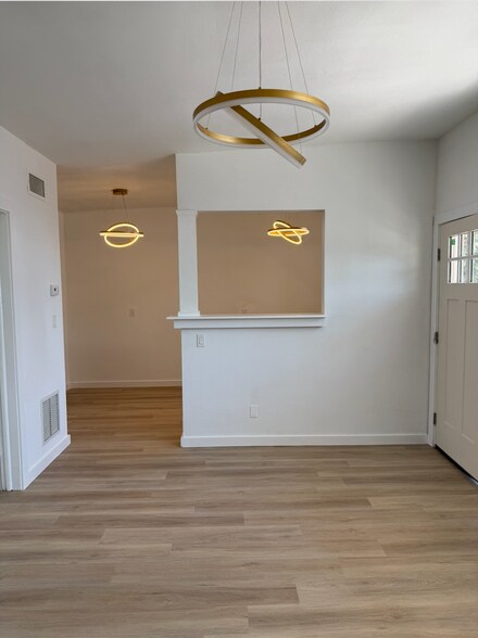 More Photos Of 1633 San Marco Blvd, Jacksonville Office For Lease