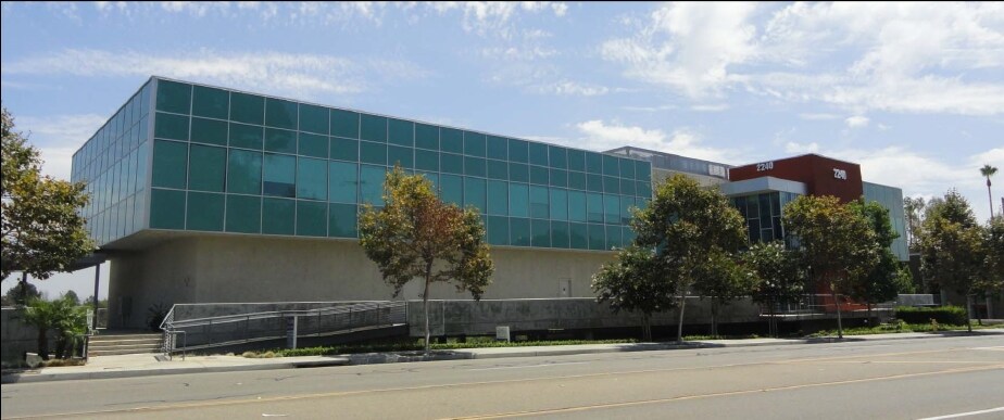 Primary Photo Of 2240 N Harbor Blvd, Fullerton Medical For Lease