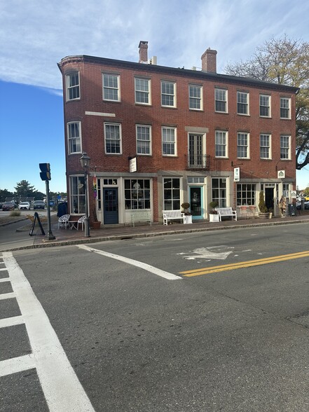 Primary Photo Of 1-5 Water St, Newburyport Storefront Retail Office For Sale