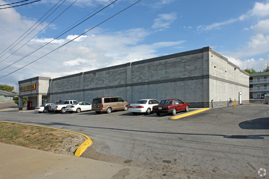 More Photos Of 1800 Middlebrook Pike, Knoxville Freestanding For Lease