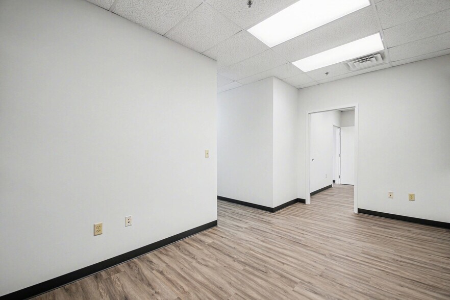 More Photos Of 4414 Lafayette Blvd, Fredericksburg Loft Creative Space For Lease