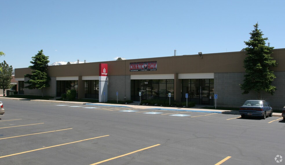 More Photos Of 1843 W 4000 S, Roy Light Distribution For Lease