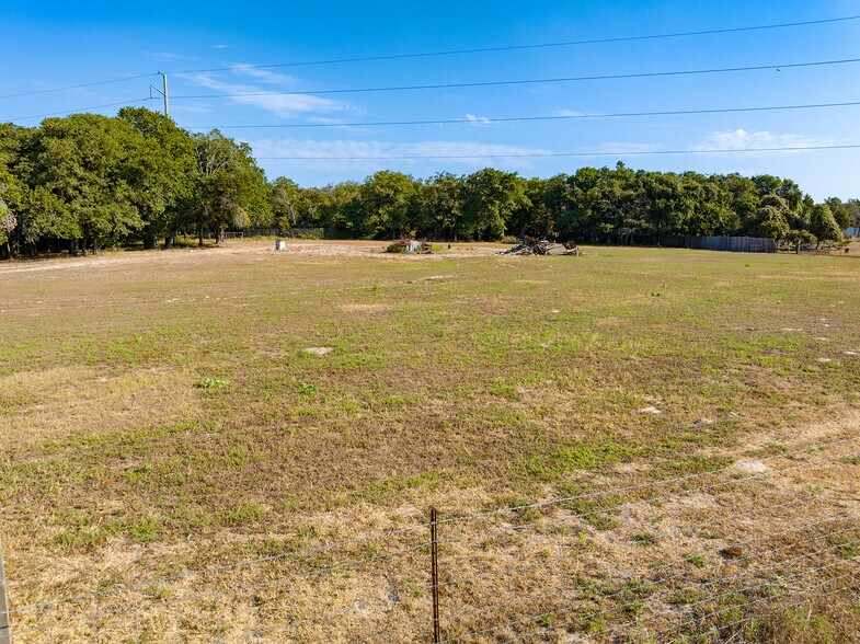 More Photos Of 547 Highway 95 S, Elgin Land For Sale