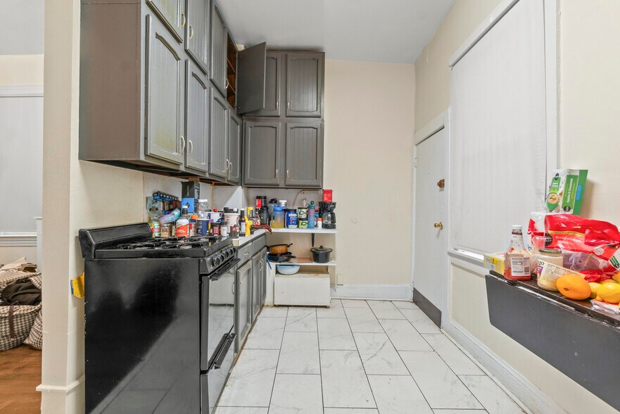 More Photos Of , Baltimore Multifamily For Sale