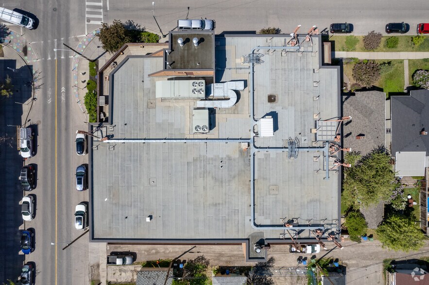 More Photos Of 1010 1st Ave NE, Calgary Medical For Lease